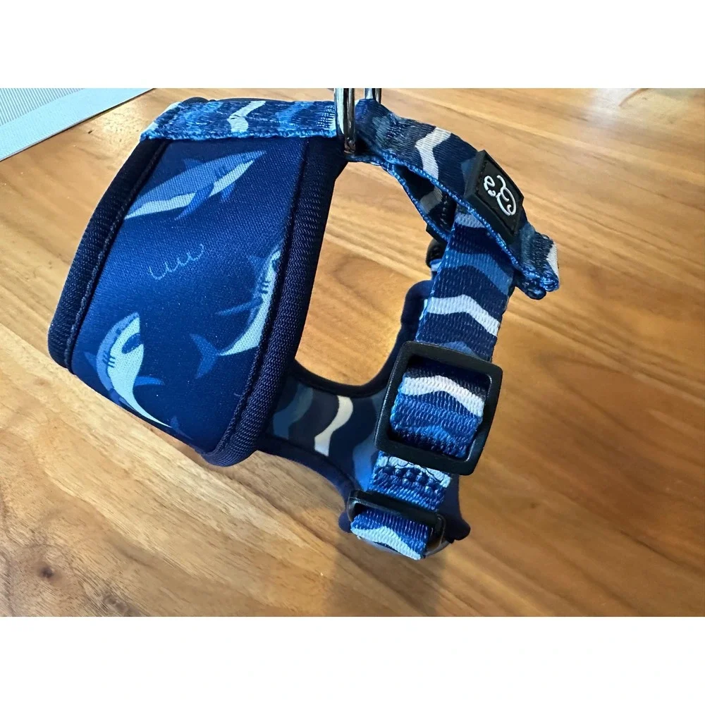 Lucy & Co. Reversible Dog Harness Shark & Waves Print Blue Neoprene‎ Size S**